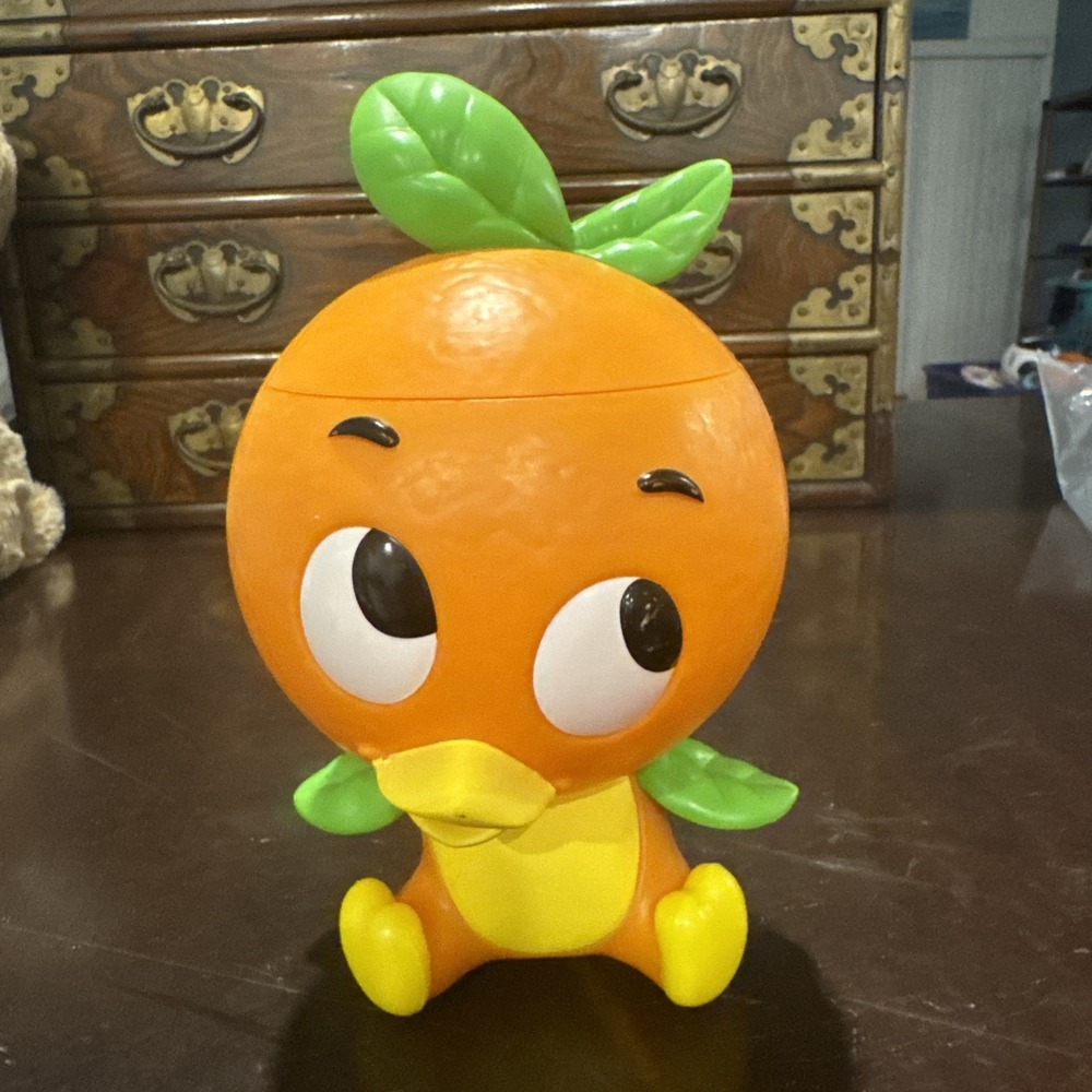 RETIRED Disney World EPCOT 2020 Flower Garden Festival Orange Bird Sipper Cup